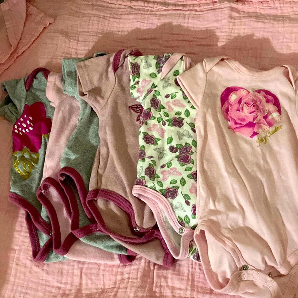 Juicy contour 0-3 month onesie.